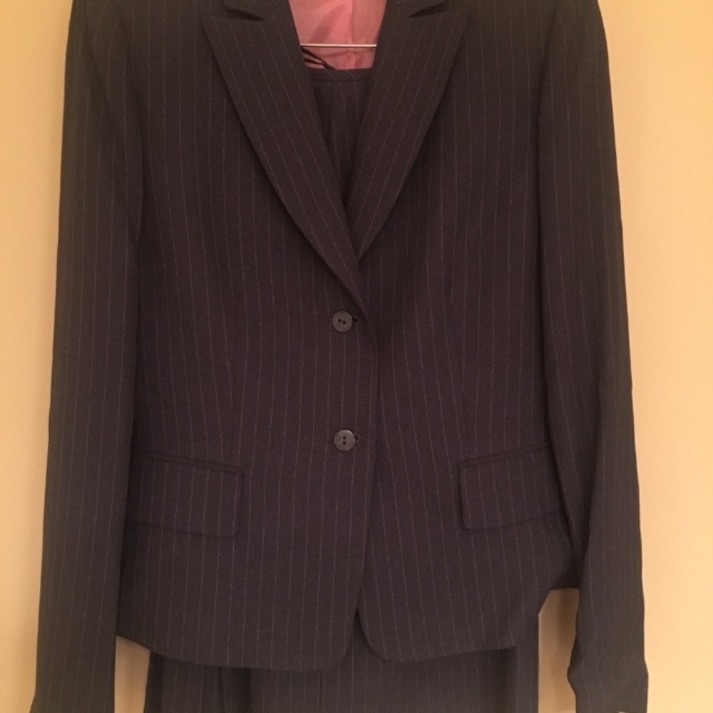 Tahari Gray Skirt Suit Set